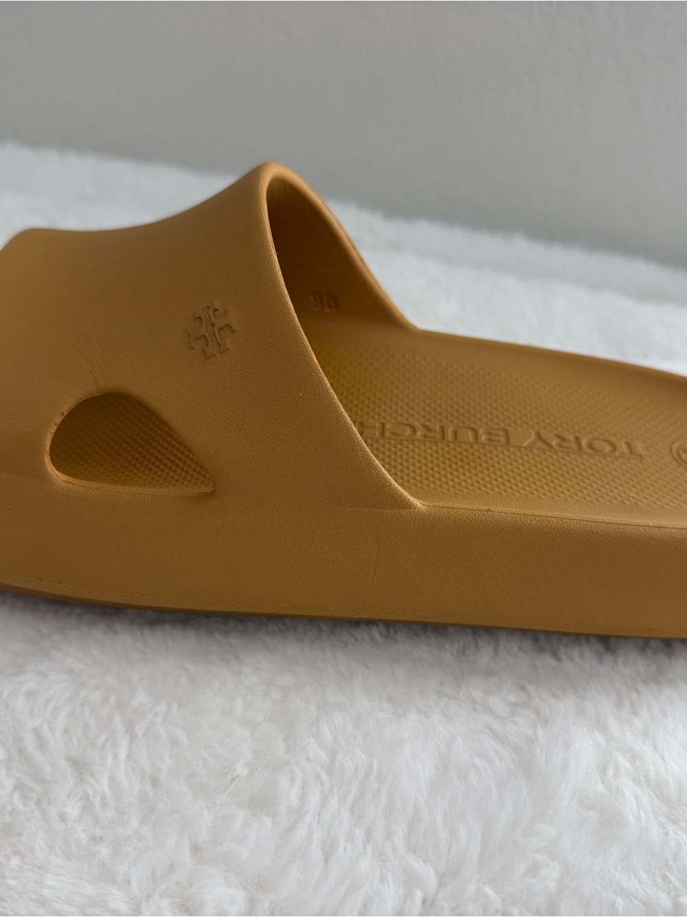 Tory Burch Mustard Tone 9B Slide Sandals - Picture 5 of 8